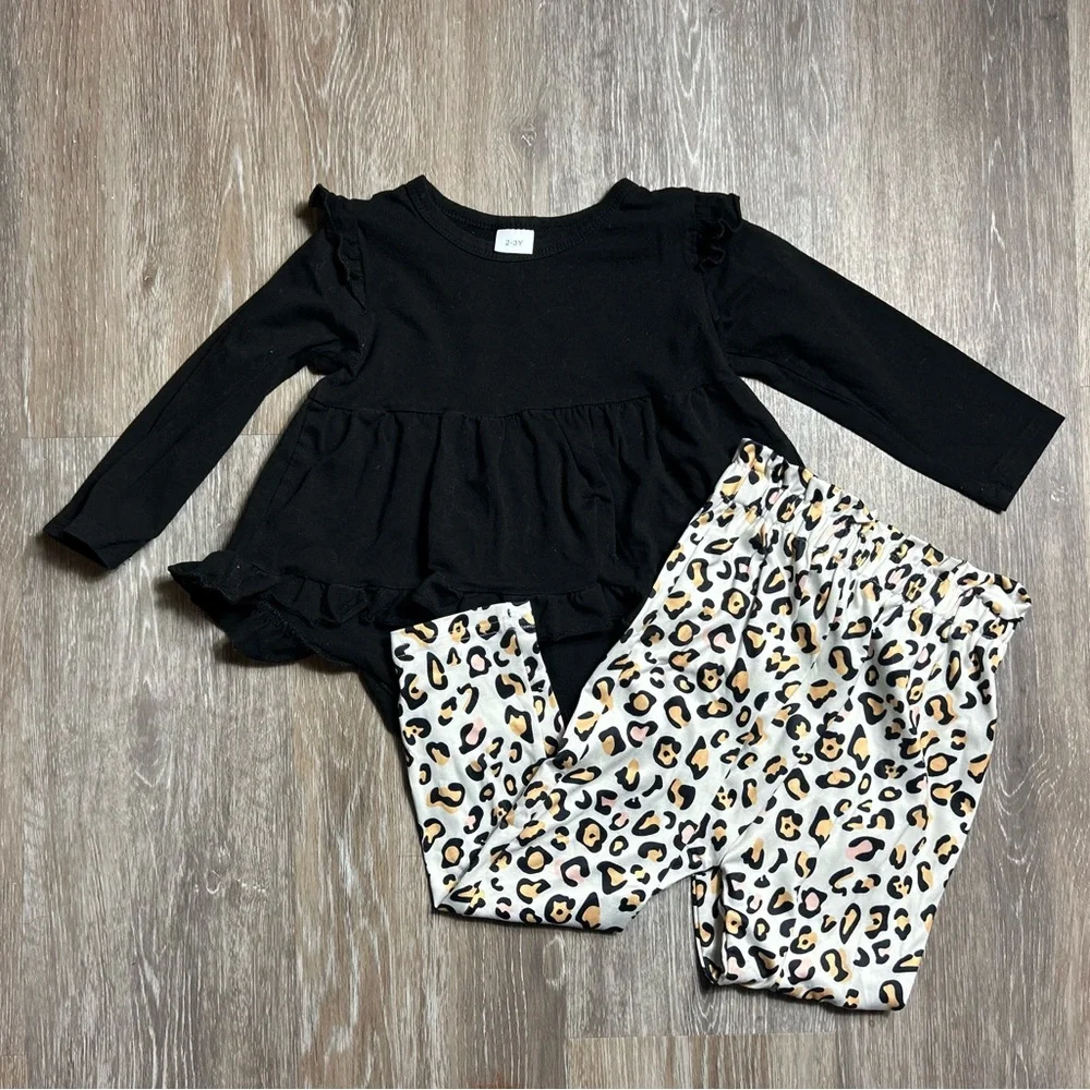 Girls 2T Lot of Clothes